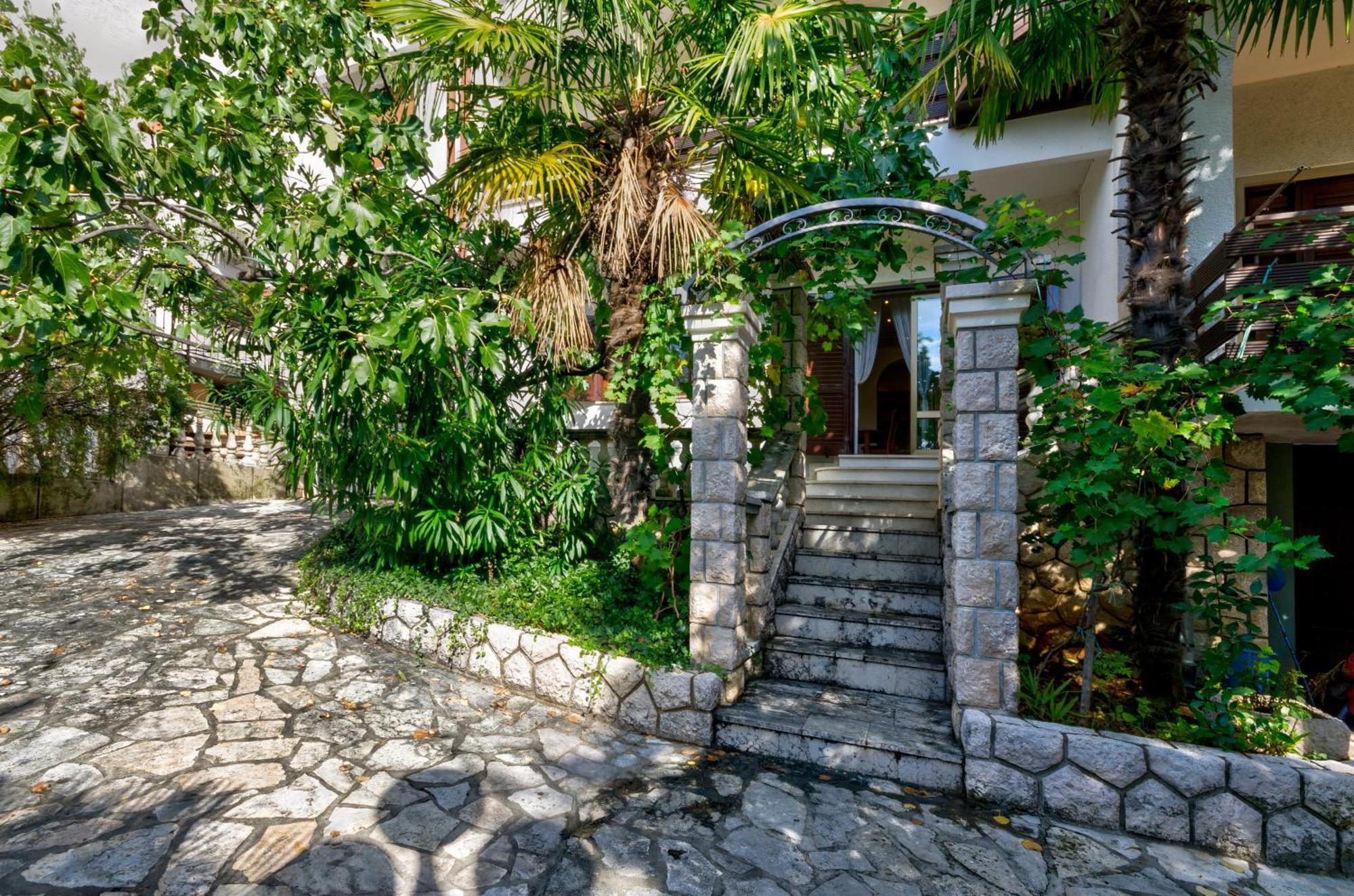 Villa Nada Crikvenica Exterior foto
