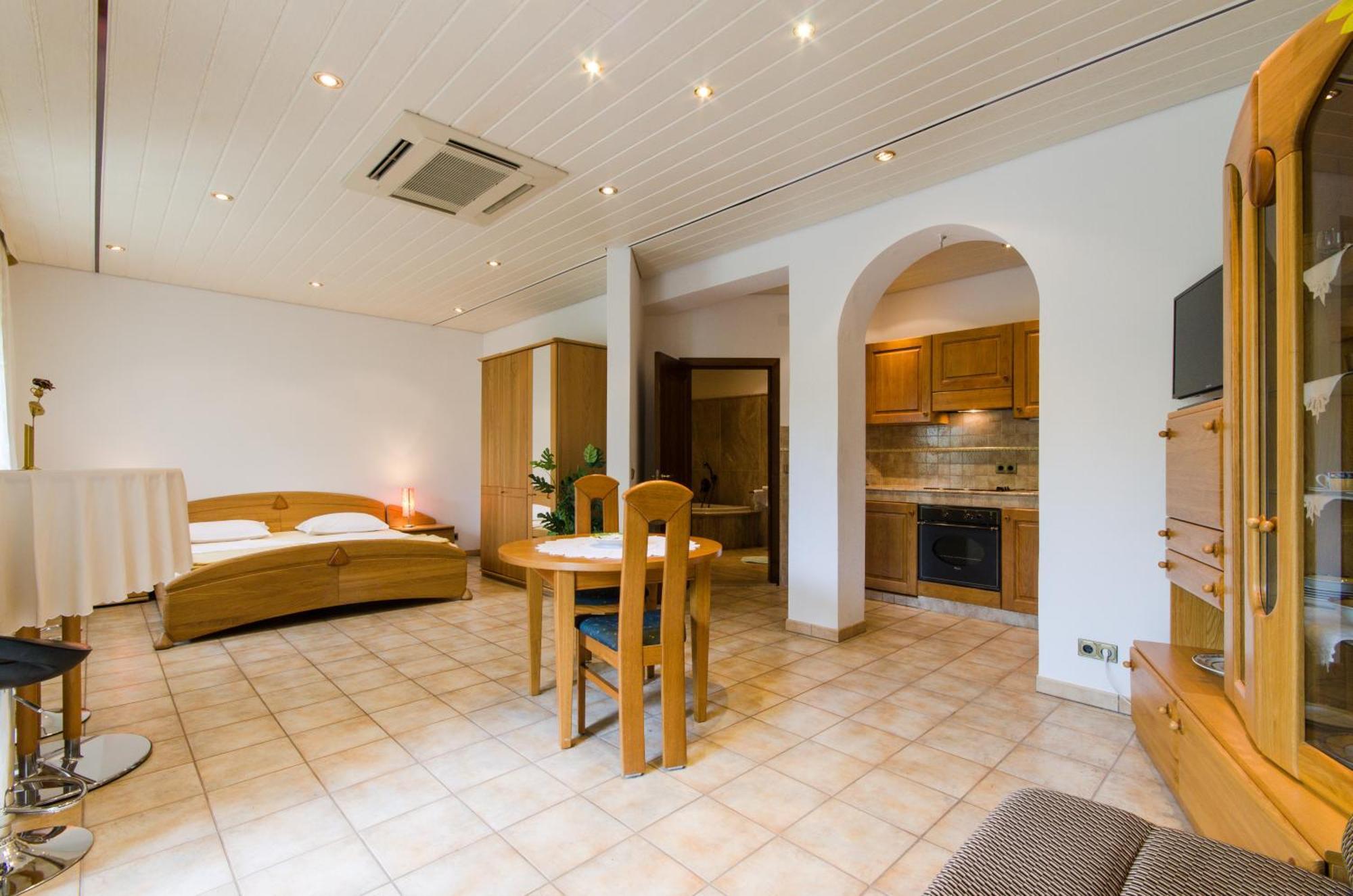 Villa Nada Crikvenica Exterior foto
