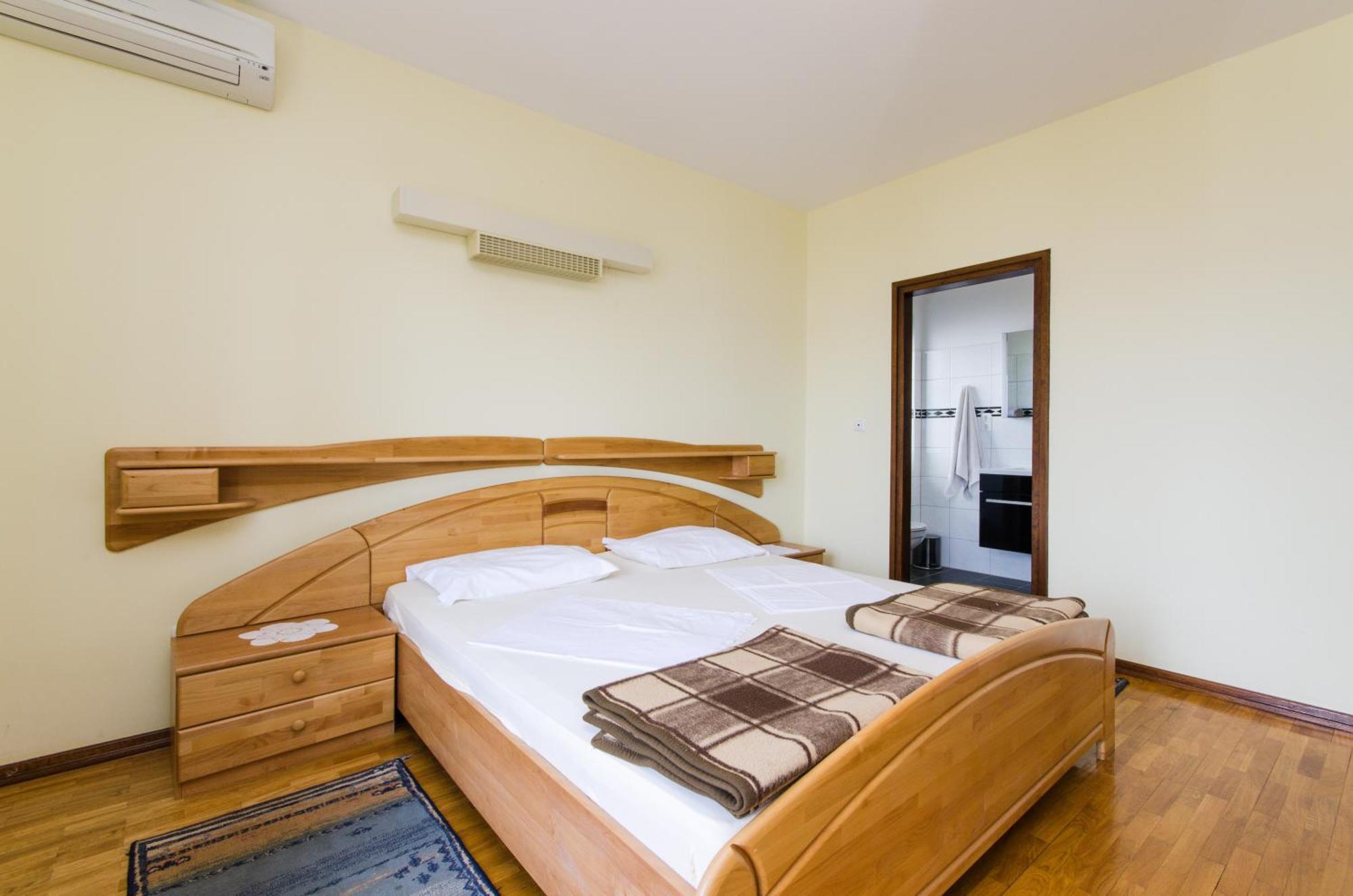 Villa Nada Crikvenica Exterior foto